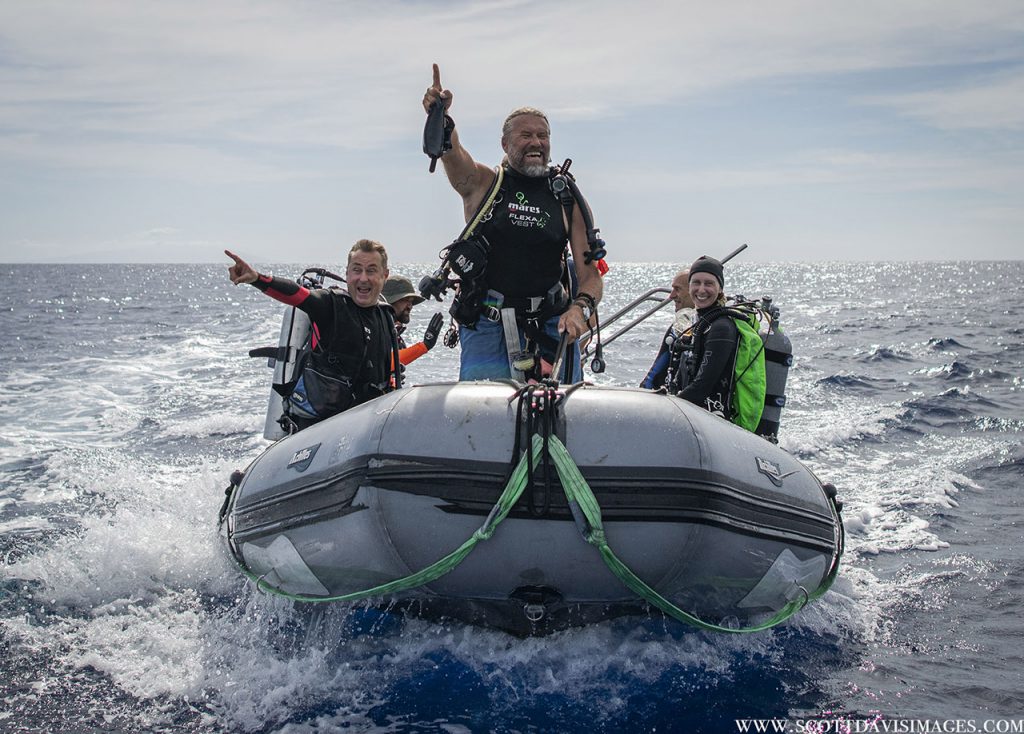 Nautilus dive crew